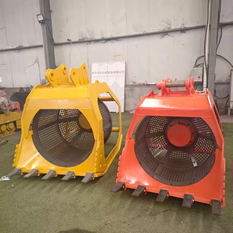 Godet de criblage rotatif à entraînement hydraulique